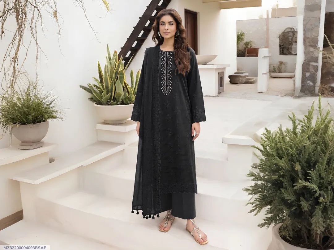 3 Pcs Women's Lawn Unstitched Embroidered Suit