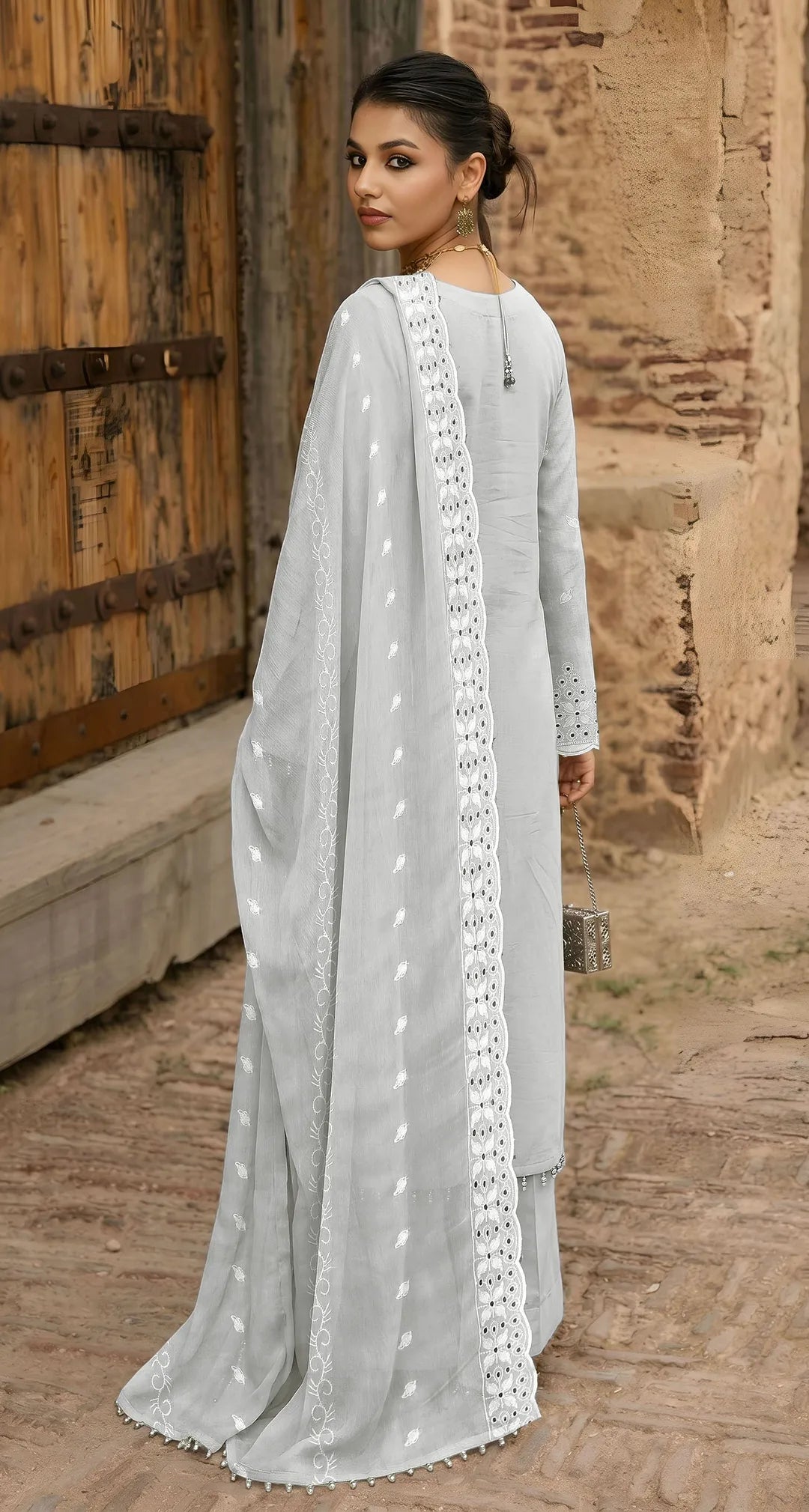 3 Pcs Women's Unstitched Embroidered Suit