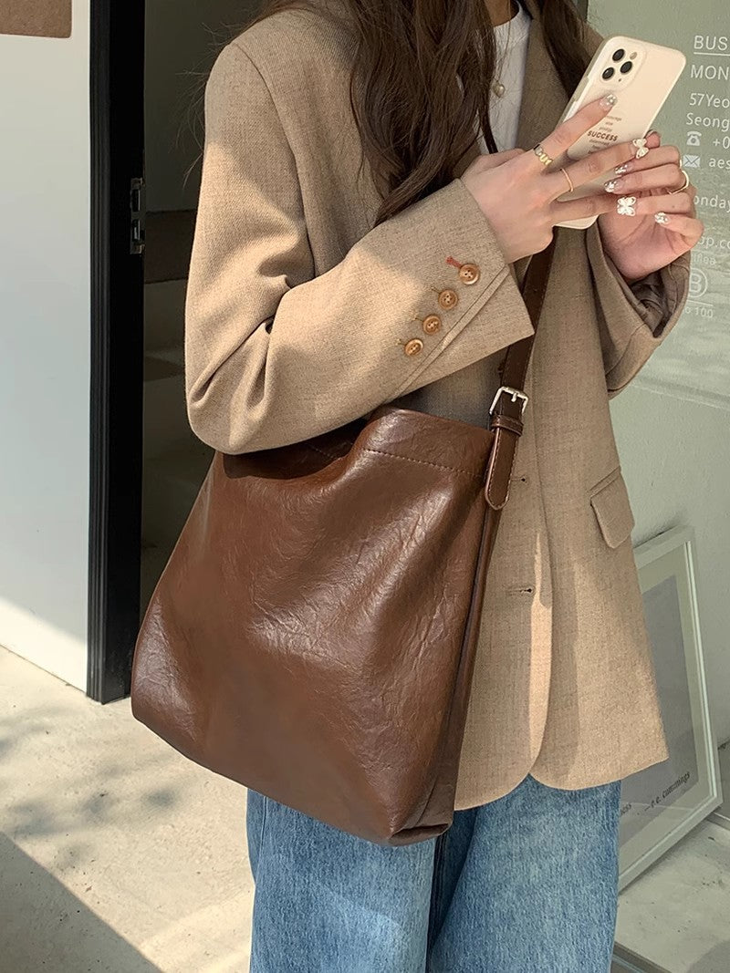 Brown Leather Tote Bag for College Girls with Retro Korean Design