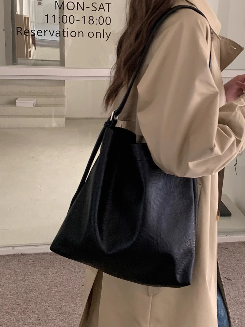 Brown Leather Tote Bag for College Girls with Retro Korean Design