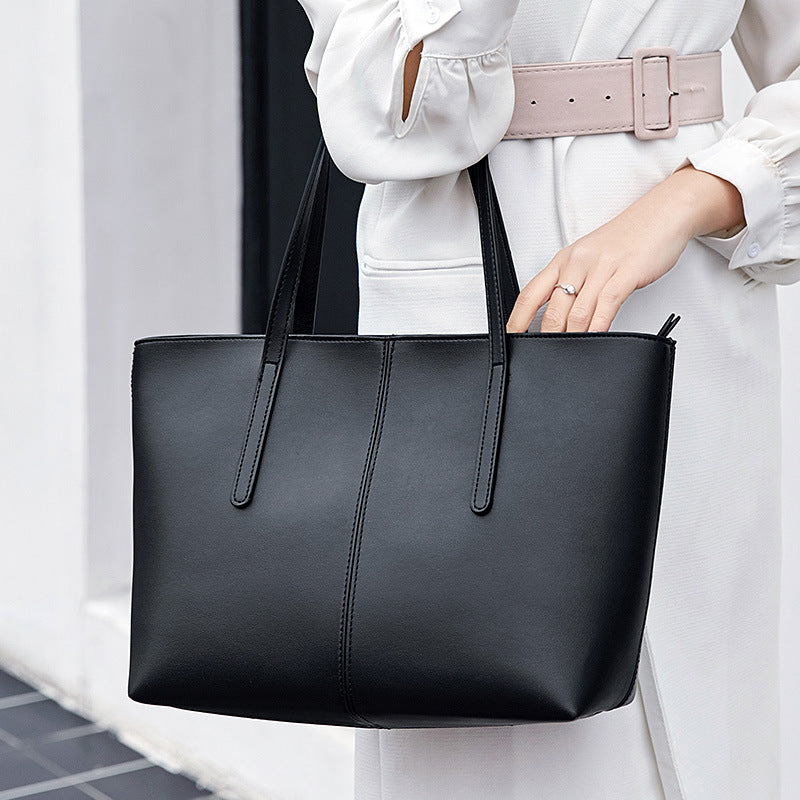 Black Women's  Polyester Large Capacity Shoulder Bag